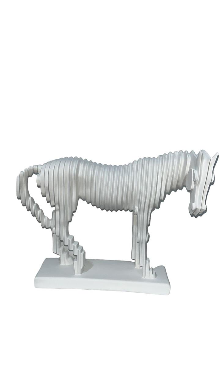 Export-Polysterin Artifacts for Home Decor-Horse White